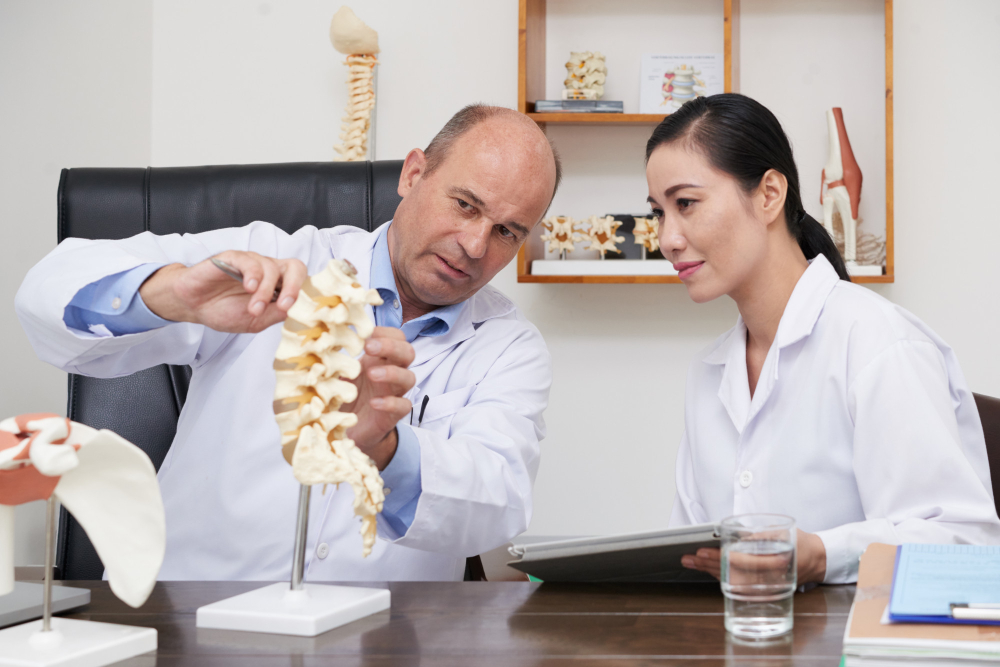 Understanding herniated disc symptoms and causes